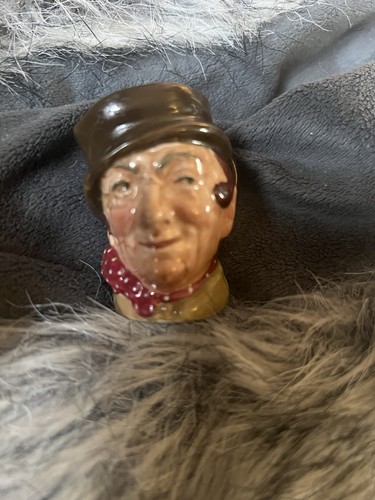 Royal doulton toby jug - royal, vintage