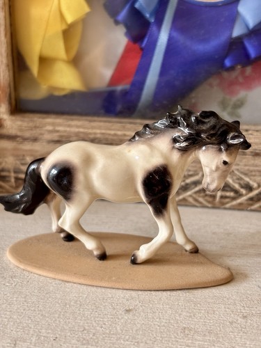 Hagen renaker minature horse - minature,
