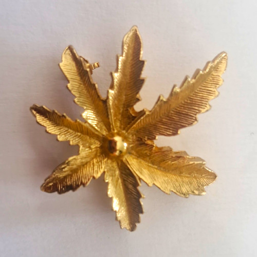 Gold tone sarah coventry shape - tone,