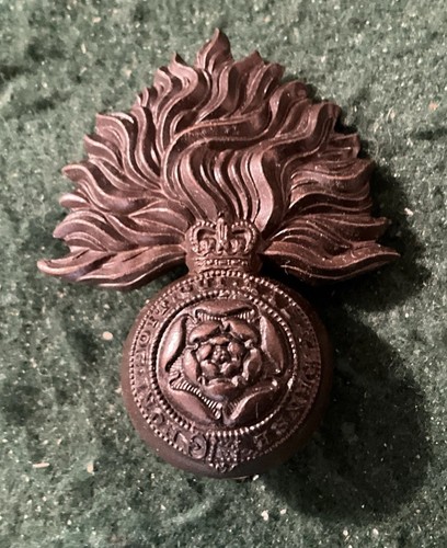 Royal fusiliers cap badge - royal,