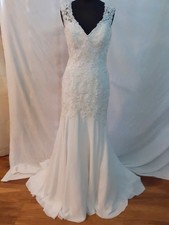 Wedding Dress size 10 ivory