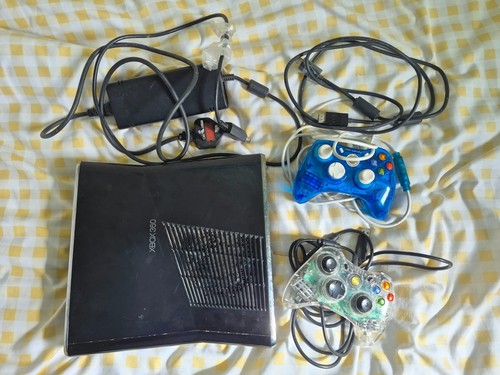 Xbox 360 slim 250gb - 360,