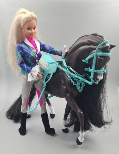 Vintage 1994 barbie champion - vintage,