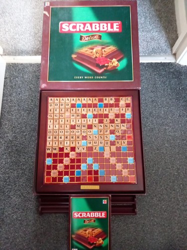 Vintage 2005 scrabble deluxe - 2005,