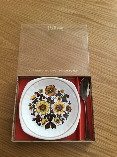 Vintage royal worcester - royal,