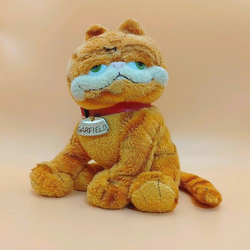 2004 gold name tag garfield - 2004,
