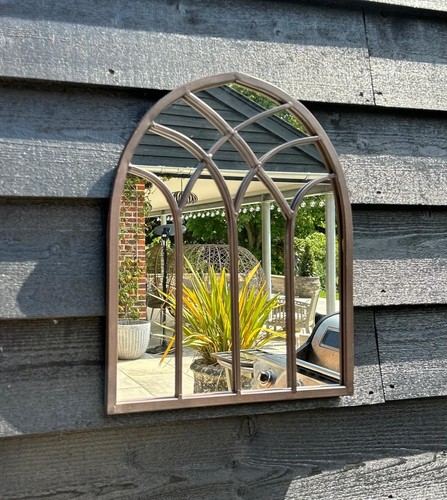 Arched marys garden wall - arched, st.