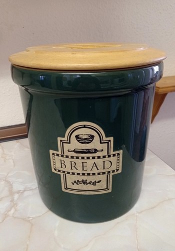 Green ceramic bread storage - green,