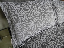 Dorma LUXURY Willow Leaf