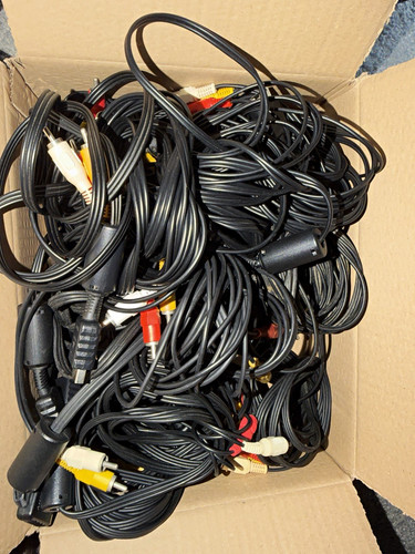 100 genuine ps2 cables - av,