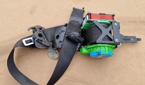 Saab drivers seat belt - saab,