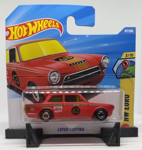 Hot wheels lotus - lotus, cortina