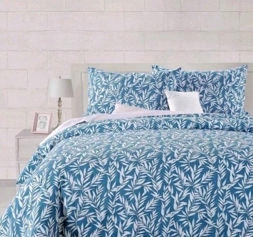 Blue willow pattern - blue, 100%