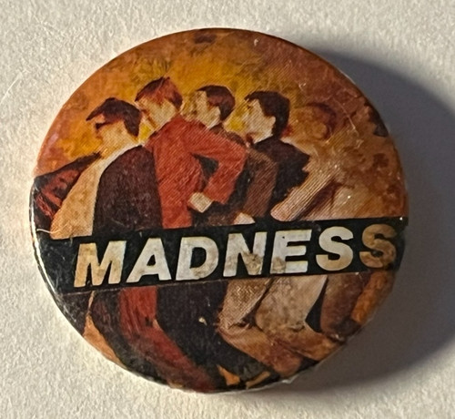 Round vintage madness badge - round,