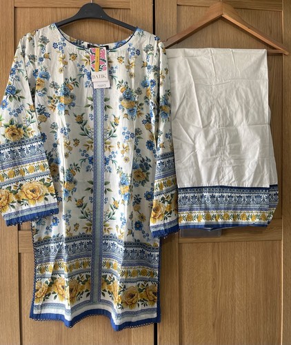 Pakistani designer batik lawn - batik,