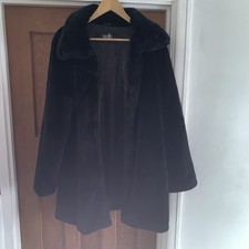 Women’s Wallis Fur Coat Super soft size Large