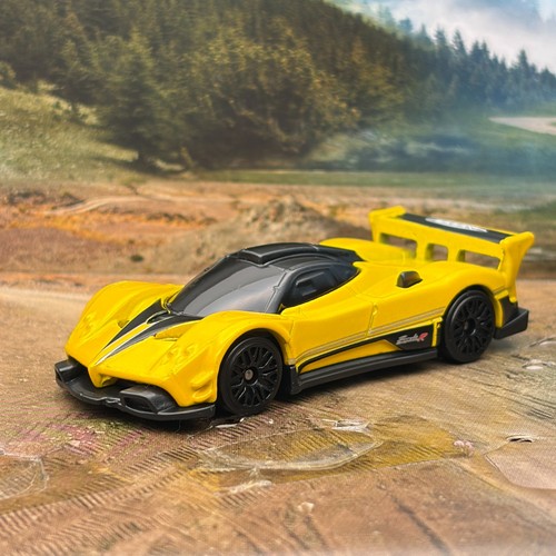Hot wheels pagani - hot,