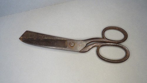 Antique large t - 9”,