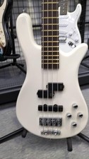 Warwick Streamer LX4 Electric