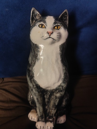 Toni raymond pottery cat - toni,