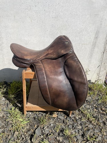 saddle