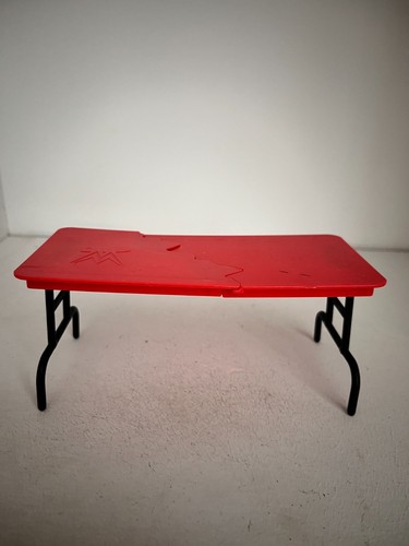 Wwe red table breakable - red,