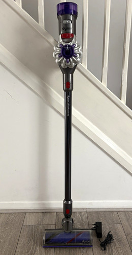 Dyson cordless vacuum - cordless,