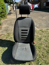 Ford Focus 2008  Driver And