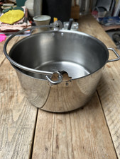 Stainless Steel Preserving Pan w/ Hanging Handle. Excellent Condition. 12" x 6"