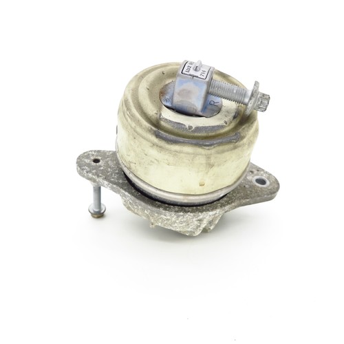 Engine mounting right mercedes - engine,
