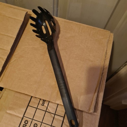 Durable pasta spoon with teeth - spoon,