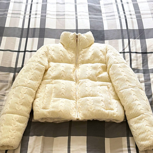 Zara woman bnwt stitched - zara,