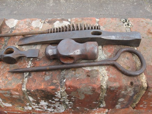 Vintage assorted hammer - hammer, heads