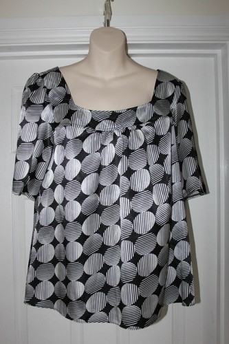 Satin blouse size circle - 14,