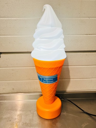 Ice cream cone display - cone, ~