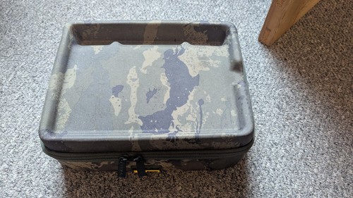 Solar tackle undercover - solar,