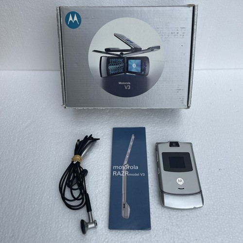 Motorola silver razr - v3, ultra