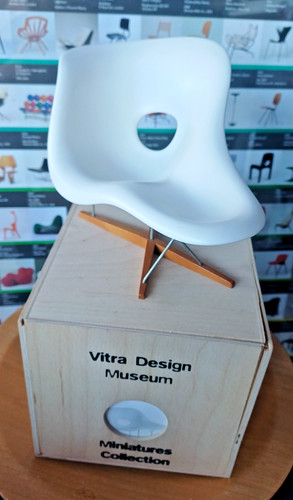 Vitra miniatures collection - vitra,