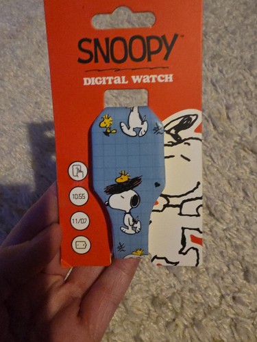 Snoopy digital watch - snoopy,
