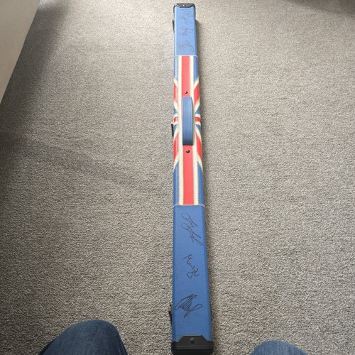 Snooker cue case with 11 - case,