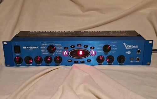Behringer amp pro guitar - v-amp,