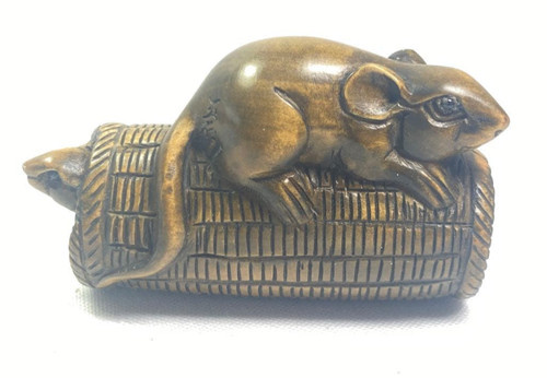 Netsuke antique mouse - antique,