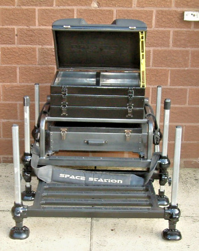 Preston space station seat - space,