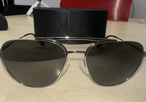 Prada sunglasses with case - -,