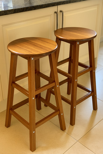 Set wooden bar stools - of,