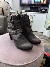 Hispanitas Pewter Grey Leather