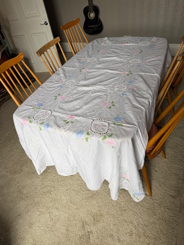 Large vintage floral appliqué - large,