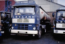 COL PHOTO: A E EVANS LEYLAND MARATHON ARTIC FUEL TANKER - XAH 370S