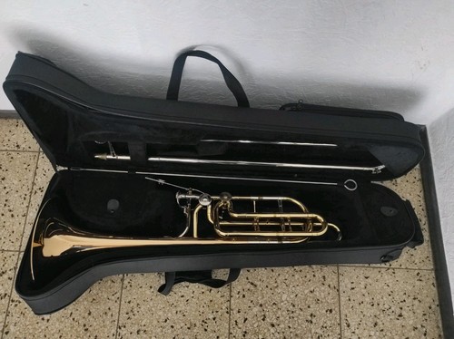 Bass trombone trebouchet - bass,