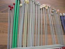 18 X PAIRS OF VINTAGE KNITTING